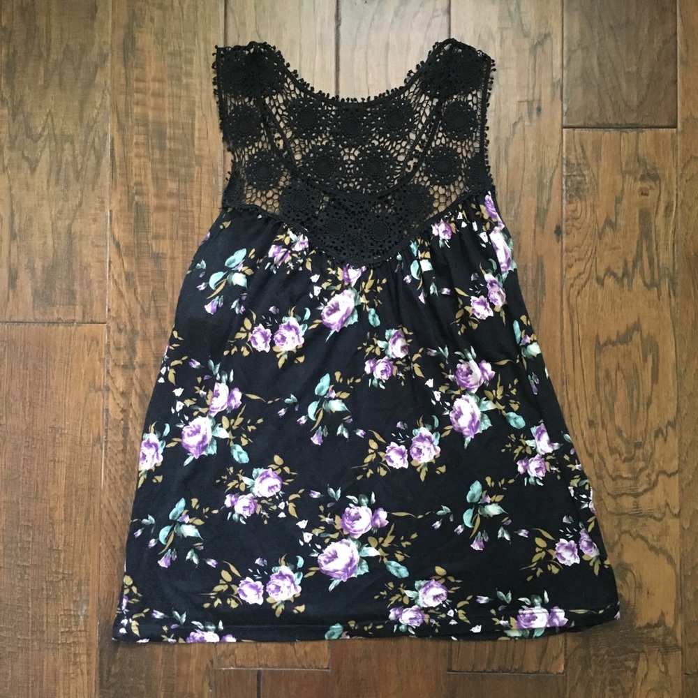 Forever 21 Floral Crochet Tank Top - L